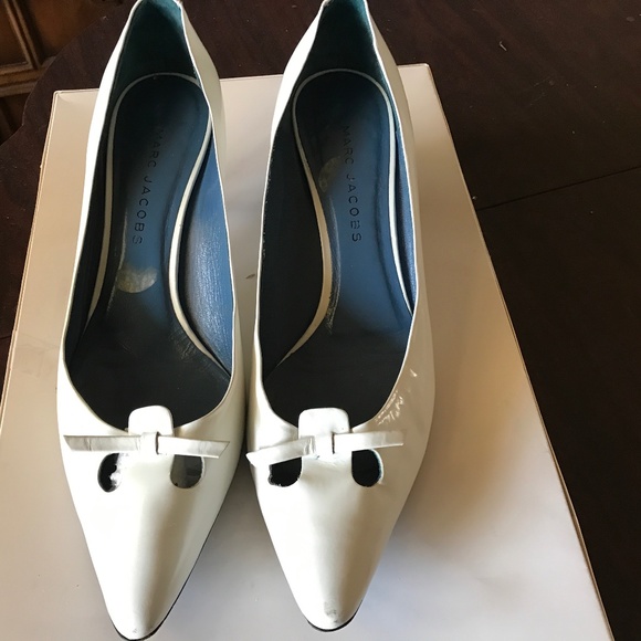 Marc Jacobs white leather  size  39.5 (9) made in Italy kitten heels - Picture 1 of 4
